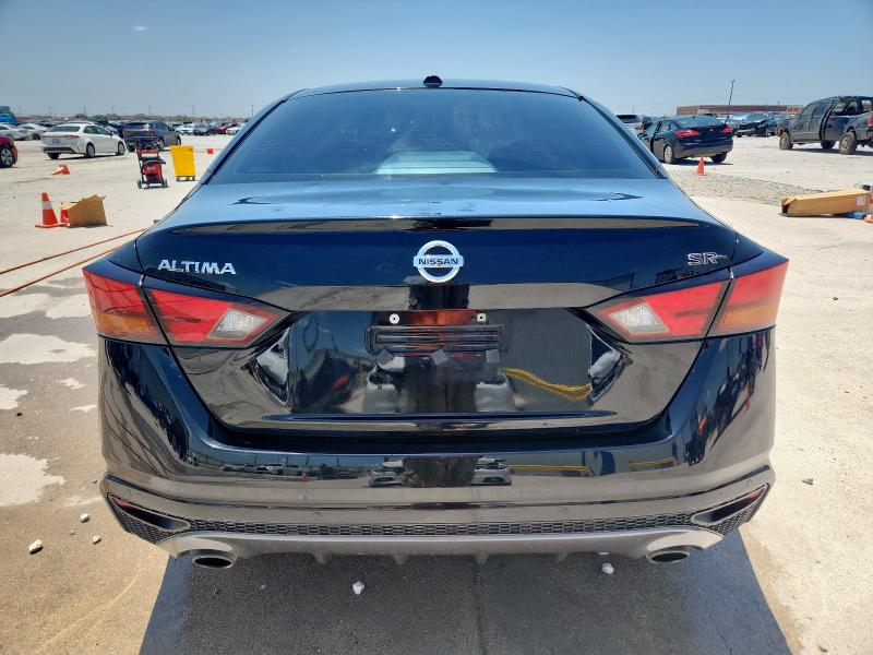  NISSAN ALTIMA 2022 Czarny