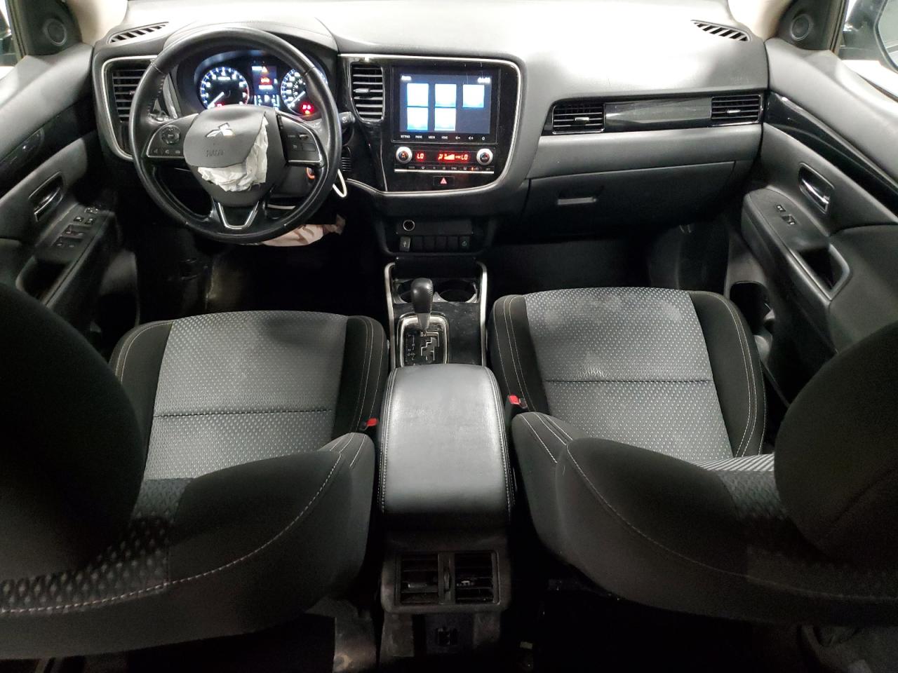 2020 Mitsubishi Outlander Es VIN: JA4AZ2A37LZ608820 Lot: 66661485