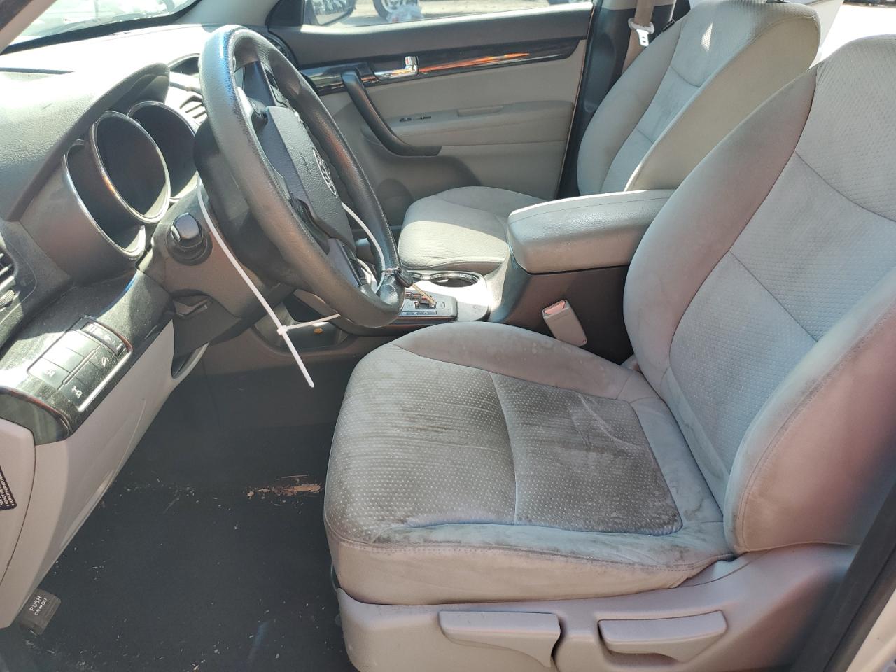 2011 Kia Sorento Base VIN: 5XYKTDA25BG045536 Lot: 65507455