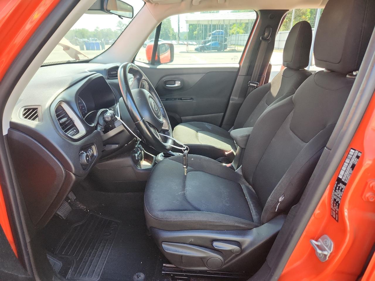 2015 Jeep Renegade Latitude VIN: ZACCJBBT6FPB22331 Lot: 64042475