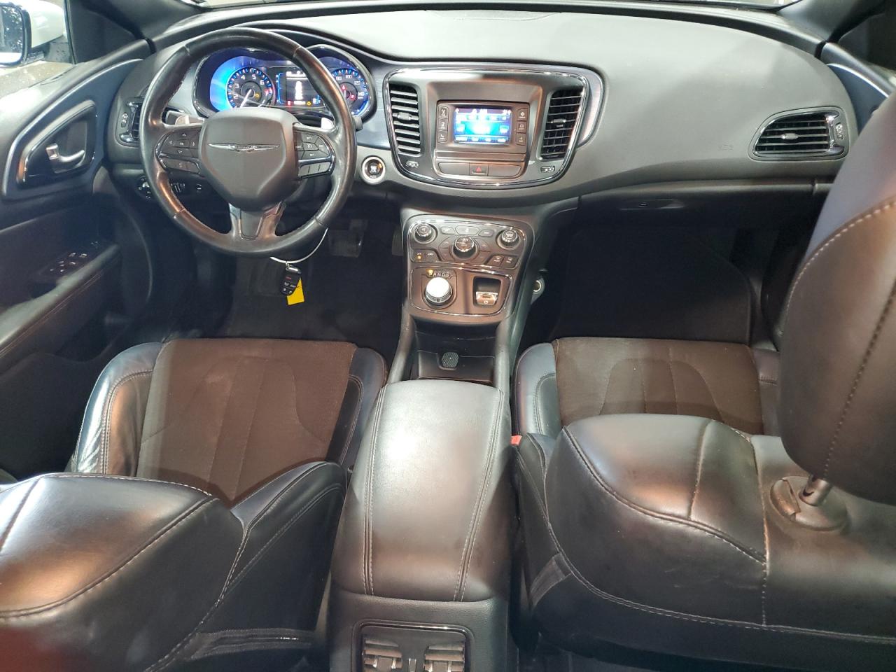 2015 Chrysler 200 S VIN: 1C3CCCDGXFN736554 Lot: 65140775