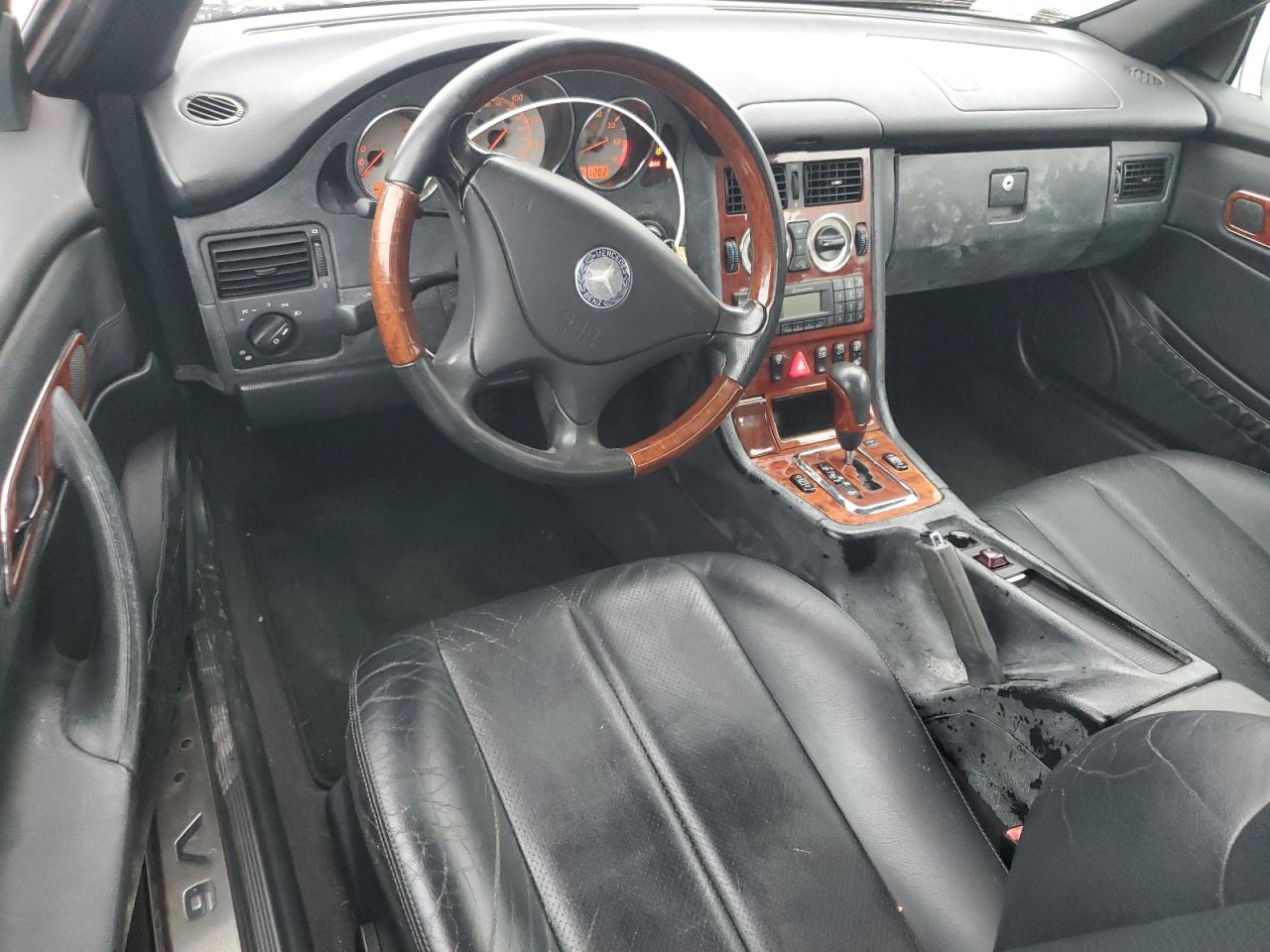 2001 Mercedes-Benz Slk 320 VIN: WDBKK65F31F230678 Lot: 67270255