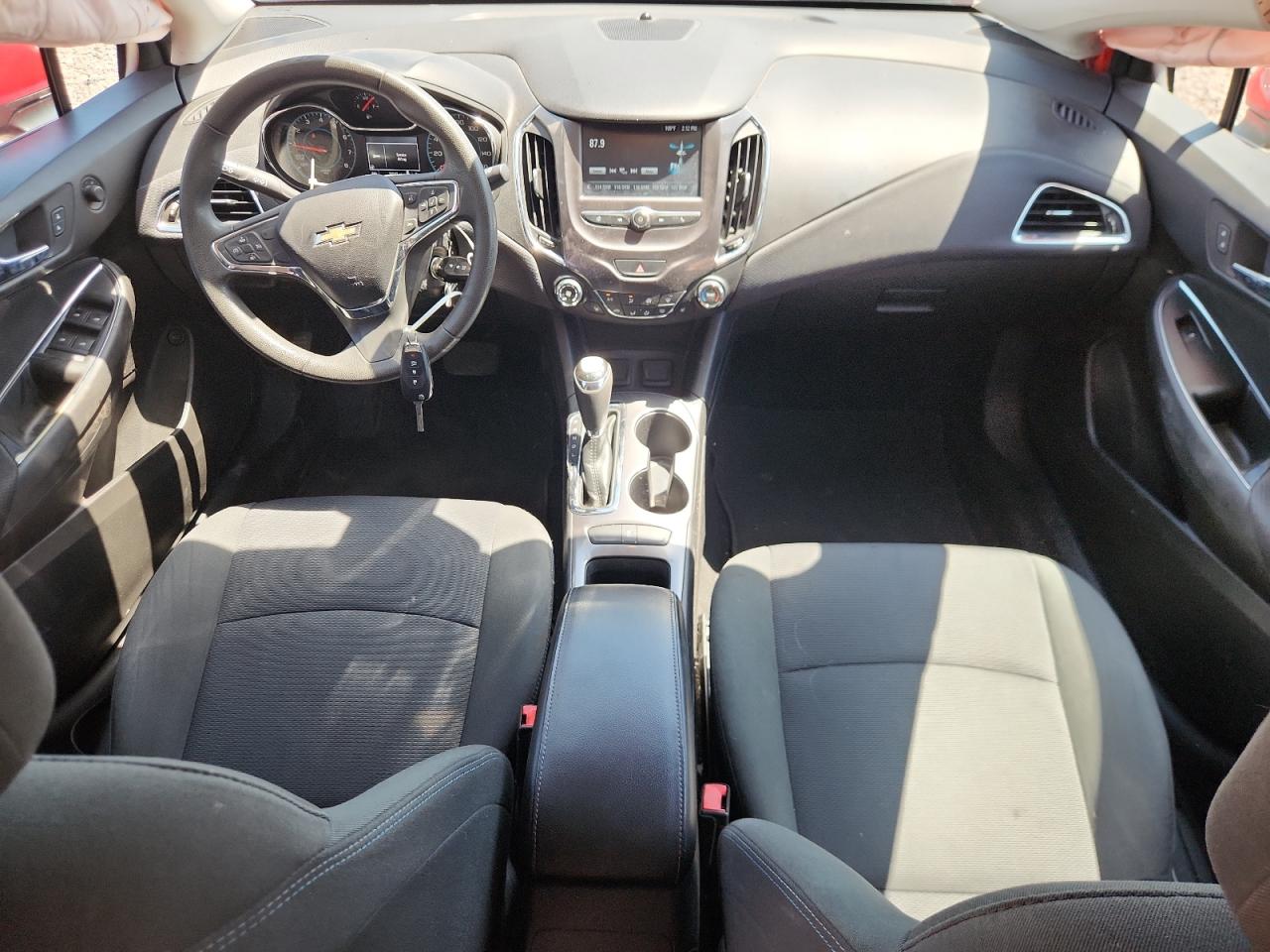 2018 Chevrolet Cruze Lt VIN: 1G1BE5SM9J7137284 Lot: 64525525