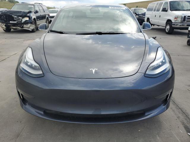  TESLA MODEL 3 2019 Szary