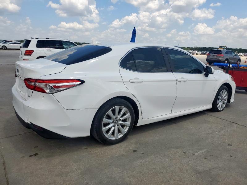  TOYOTA CAMRY 2019 Белы