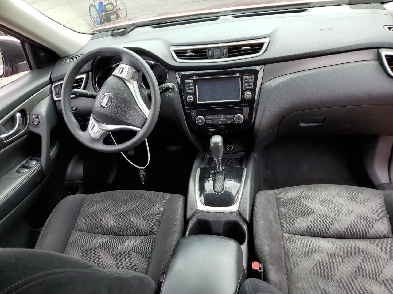 2015 Nissan Rogue S VIN: 5N1AT2MVXFC815418 Lot: 62377155