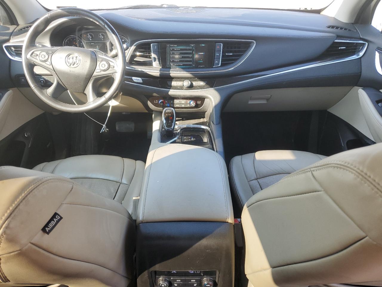 2018 Buick Enclave Premium VIN: 5GAERCKW3JJ285823 Lot: 63262125