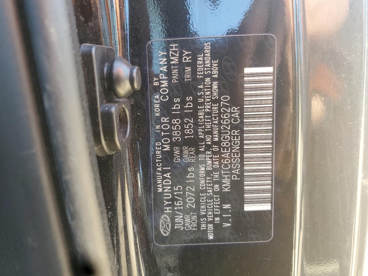 2016 Hyundai Veloster Turbo VIN: KMHTC6AE8GU266270 Lot: 62588855