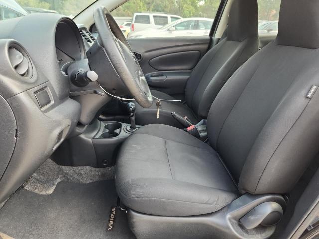 Sedans NISSAN VERSA 2015 Black