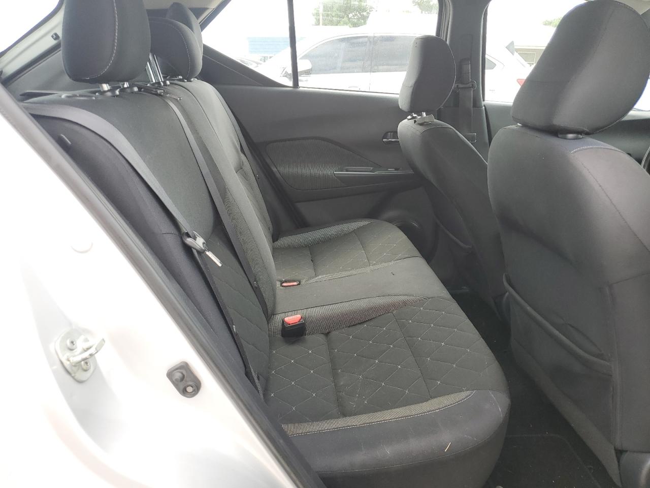 2019 Nissan Kicks S VIN: 3N1CP5CU4KL549696 Lot: 63509885