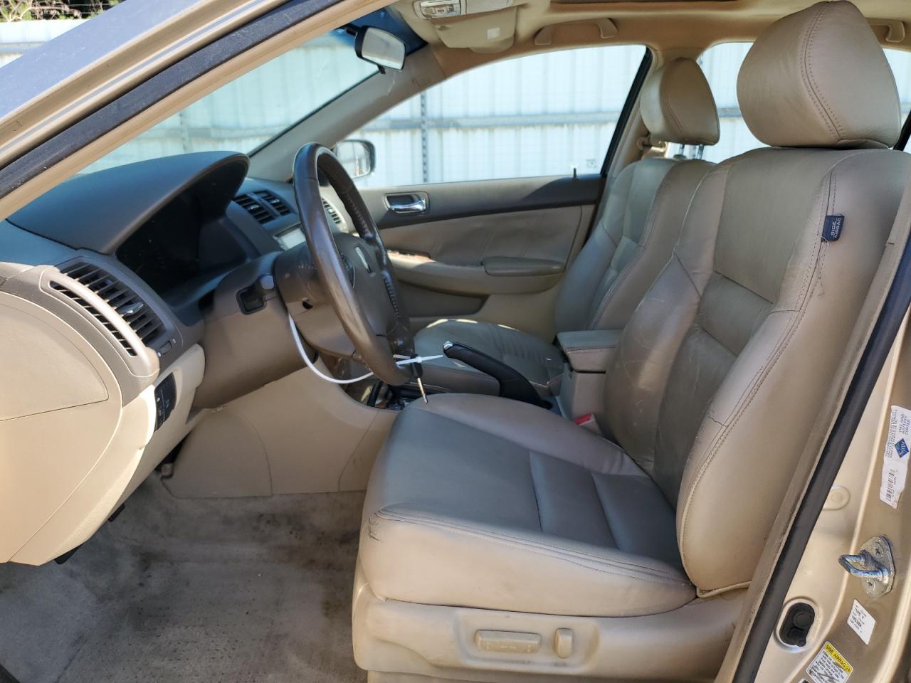 2004 Honda Accord Ex VIN: 1HGCM66504A001352 Lot: 62939685