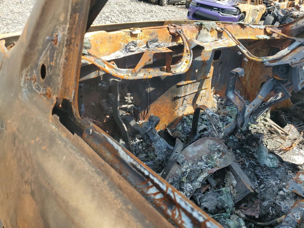 2004 GMC Sierra K2500 Heavy Duty VIN: 1GTHK29GX4E392812 Lot: 66714755