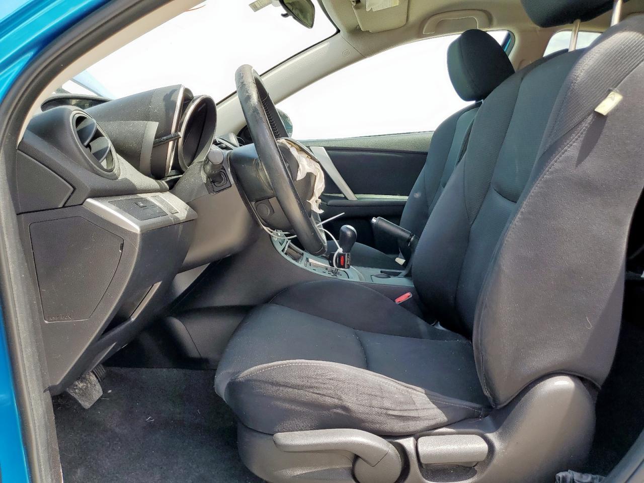 2010 Mazda 3 S VIN: JM1BL1H53A1208018 Lot: 63717965