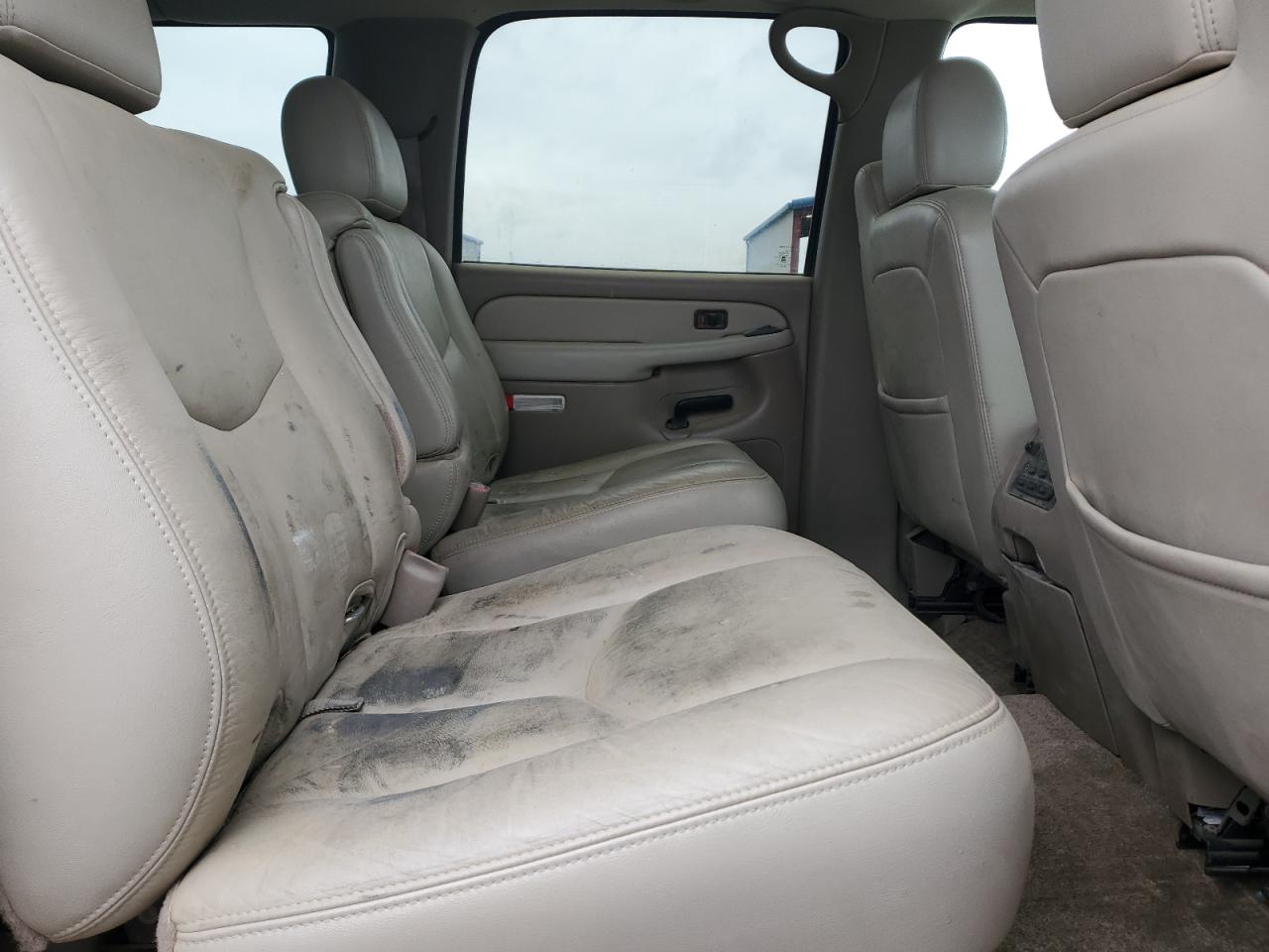 2003 Chevrolet Suburban K1500 VIN: 3GNFK16Z93G338679 Lot: 64646305