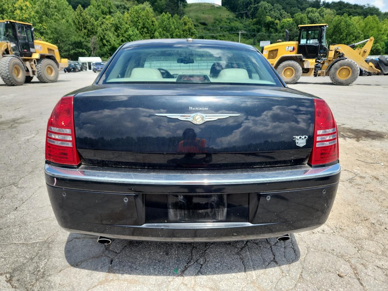 2007 Chrysler 300C VIN: 2C3LA63H57H765326 Lot: 62684585