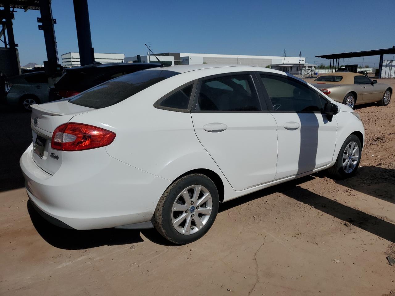 3FADP4BJ3CM126421 2012 Ford Fiesta Se