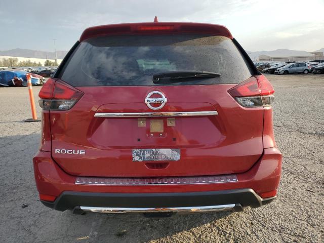  NISSAN ROGUE 2017 Czerwony