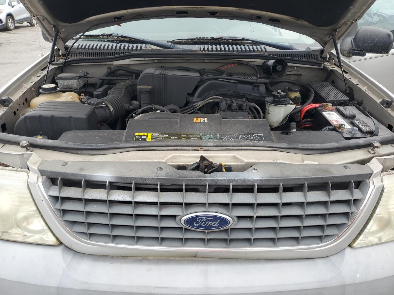 2002 Ford Explorer Xls VIN: 1FMZU72K02ZC96182 Lot: 64000885