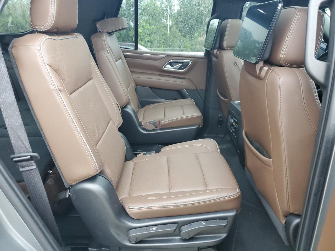 2021 Chevrolet Tahoe K1500 High Country VIN: 1GNSKTKL6MR360636 Lot: 64691805