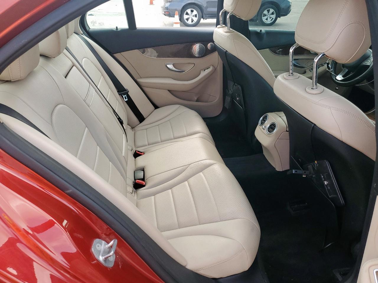 2018 Mercedes-Benz C 300 4Matic VIN: 55SWF4KBXJU258929 Lot: 64697985