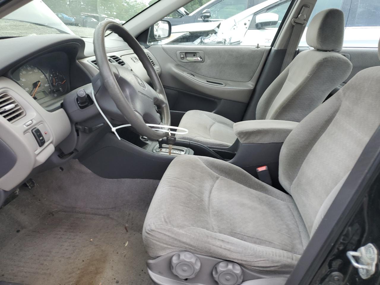 2001 Honda Accord Lx VIN: 1HGCG665X1A060489 Lot: 63581825