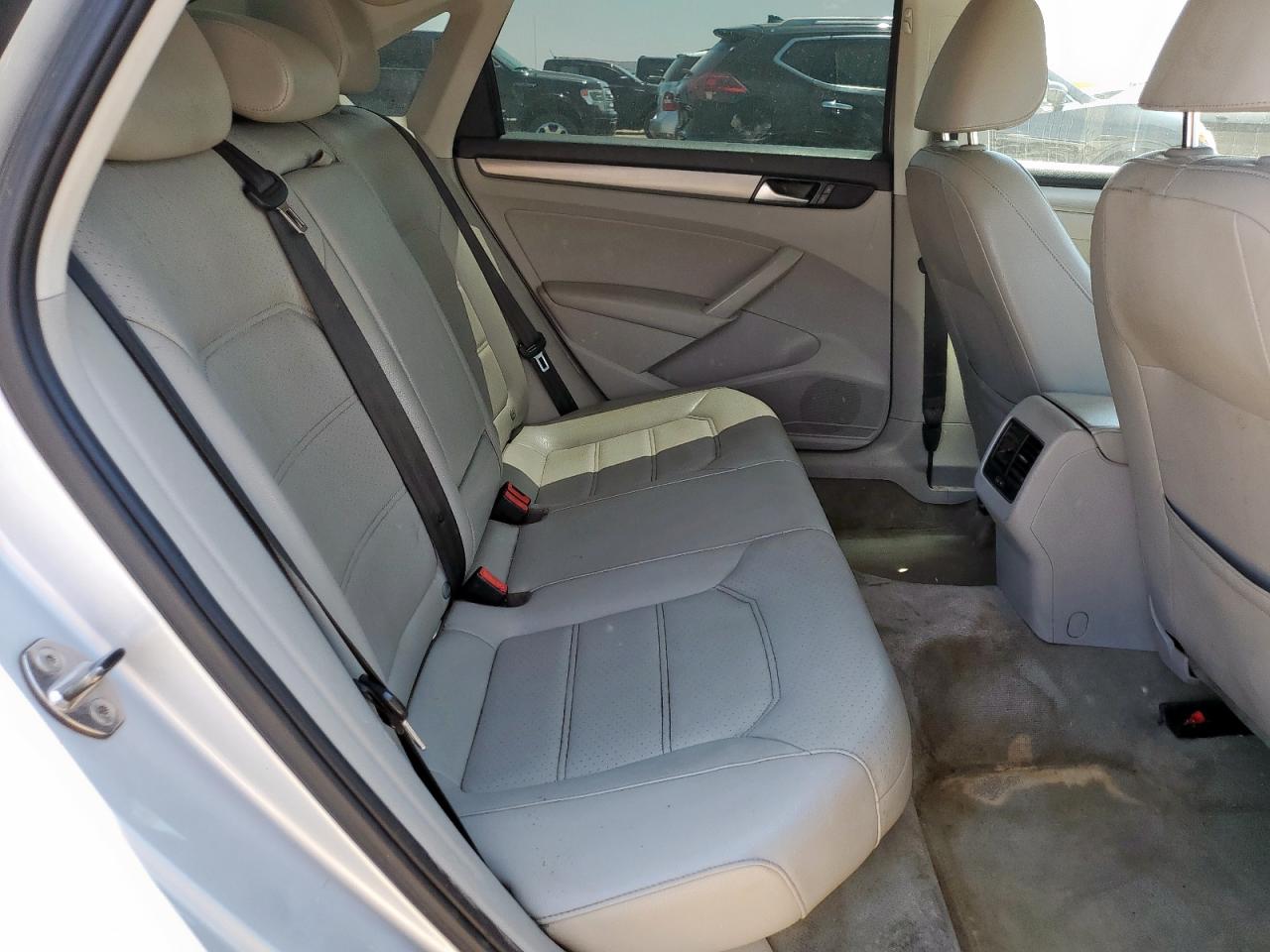 2014 Volkswagen Passat Se VIN: 1VWBT7A37EC117904 Lot: 64893305