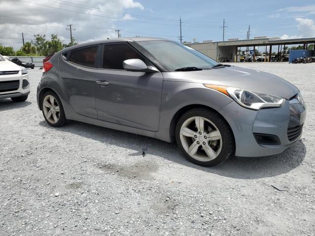  HYUNDAI VELOSTER 2015 Серый