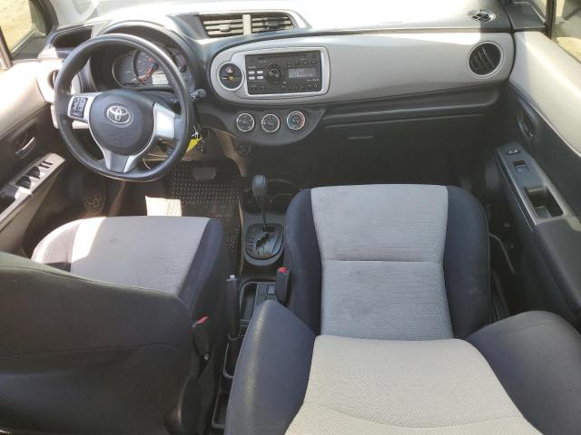  TOYOTA YARIS 2013 Srebrny