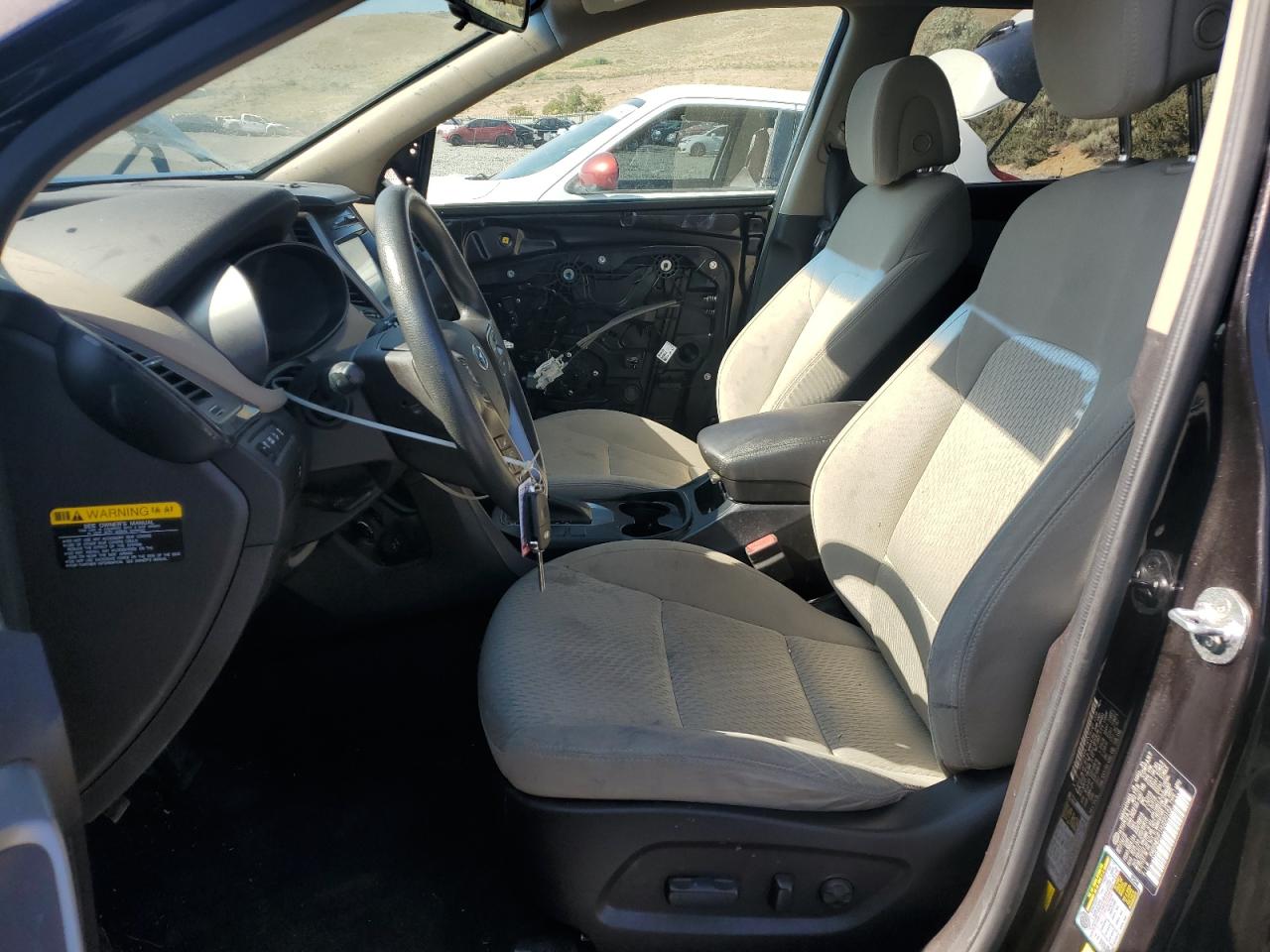 2017 Hyundai Santa Fe Se VIN: KM8SMDHF1HU220132 Lot: 63373465