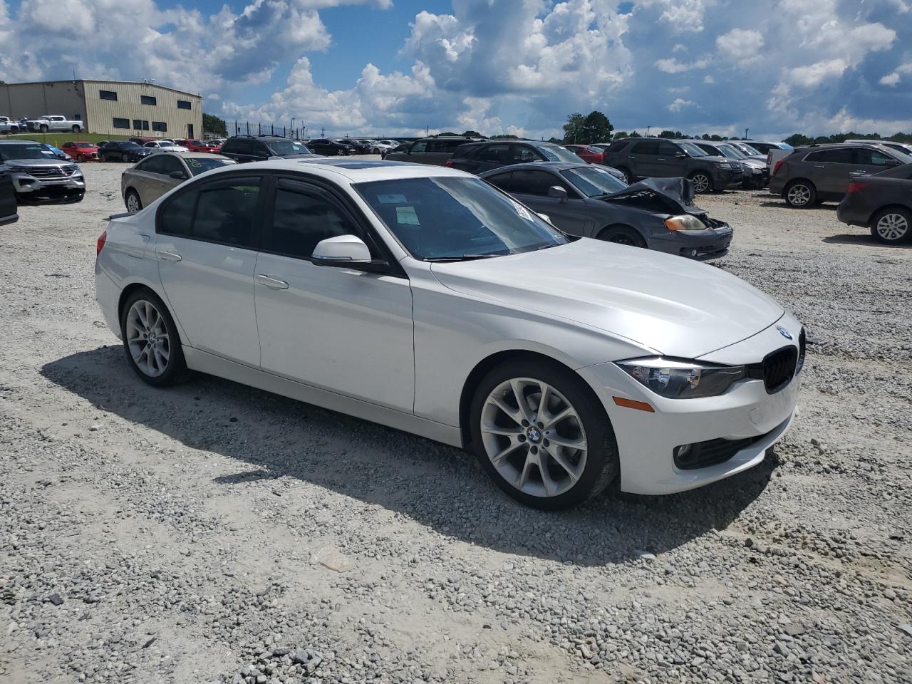 2014 BMW 320 I VIN: WBA3B1C59EK135443 Lot: 66339435