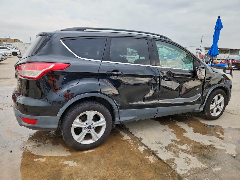  FORD ESCAPE 2016 Czarny