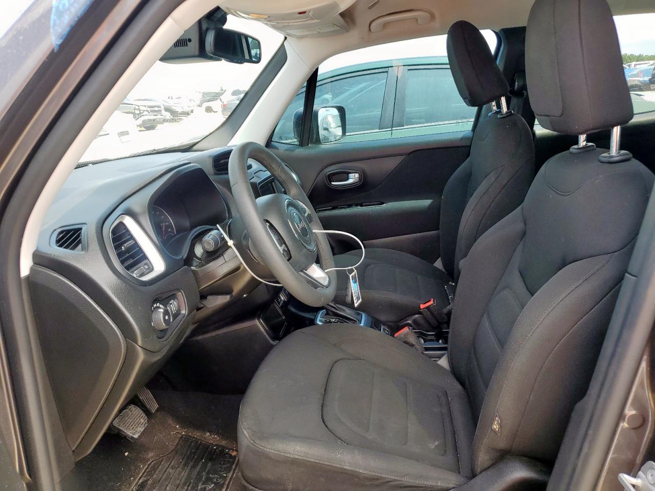 2020 Jeep Renegade Latitude VIN: ZACNJABB2LPL43122 Lot: 63582195