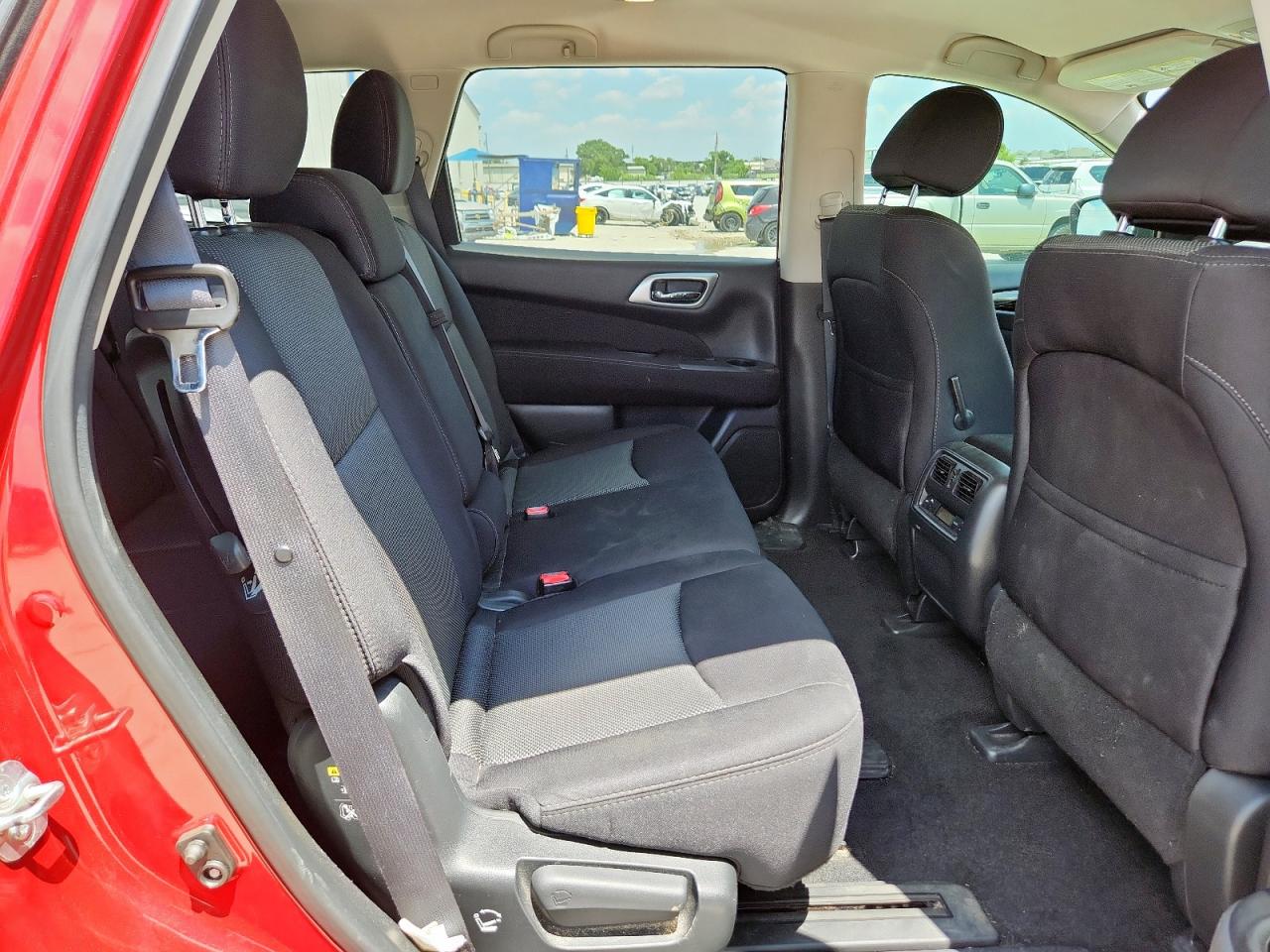 2017 Nissan Pathfinder S VIN: 5N1DR2MN1HC909329 Lot: 63997695