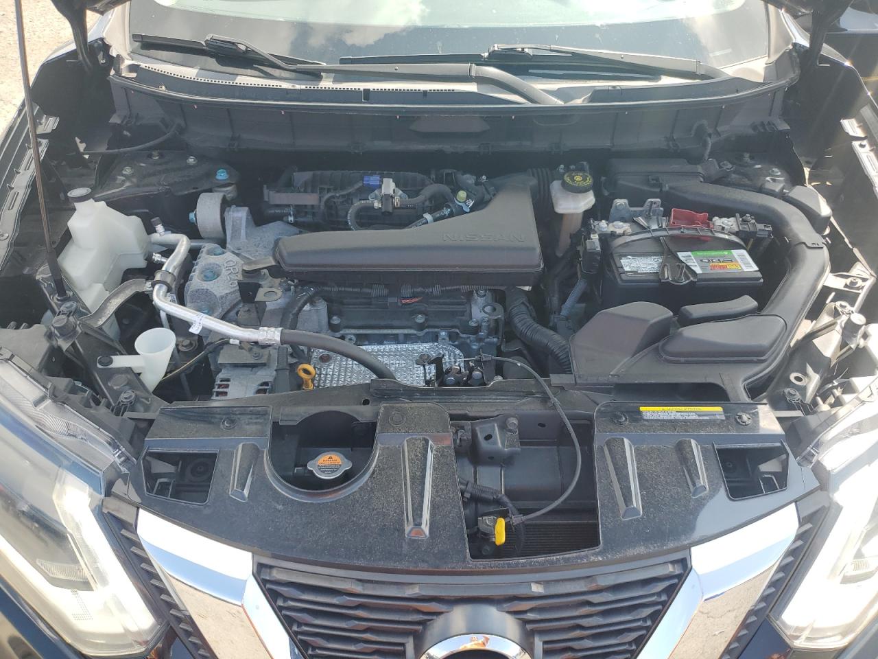 VIN: KNMAT2MV9HP537904 2017 NISSAN ROGUE