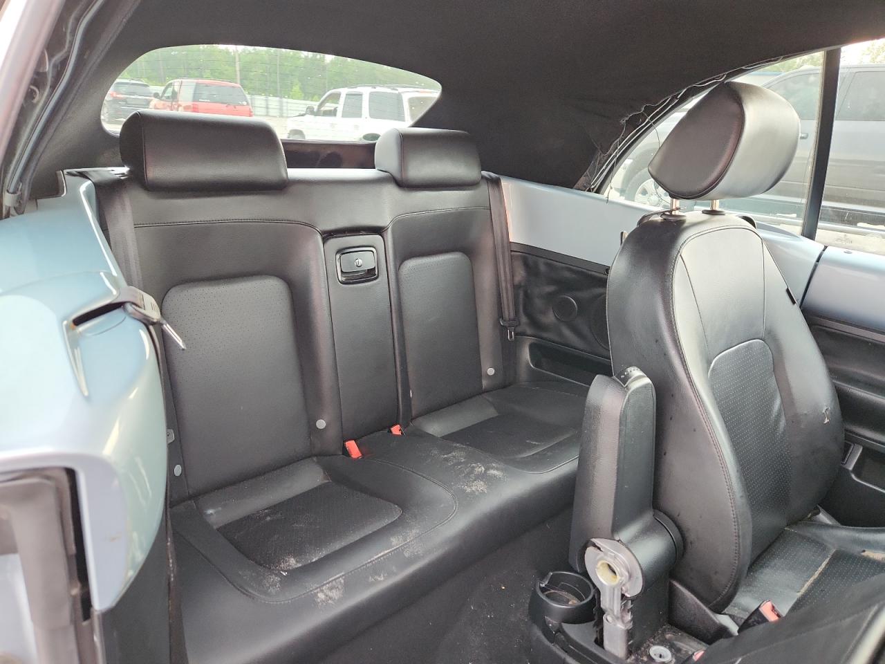 2010 Volkswagen New Beetle VIN: 3VWRW3AL9AM004690 Lot: 63482585