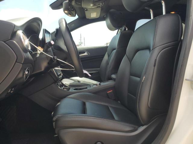 MERCEDES-BENZ GLA-CLASS 2016 Biały
