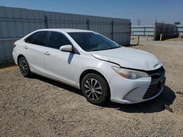  TOYOTA CAMRY 2017 White