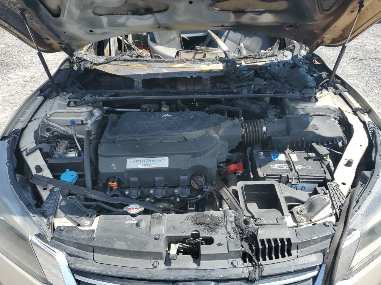 2013 Honda Accord Exl VIN: 1HGCR3F8XDA044879 Lot: 63487215