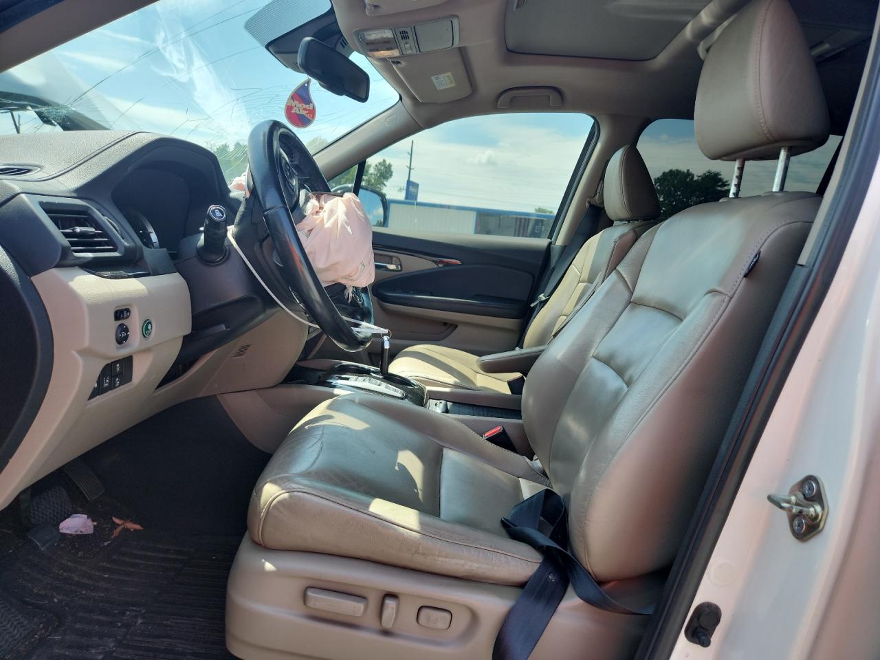 2016 Honda Pilot Touring VIN: 5FNYF6H98GB076973 Lot: 65572075