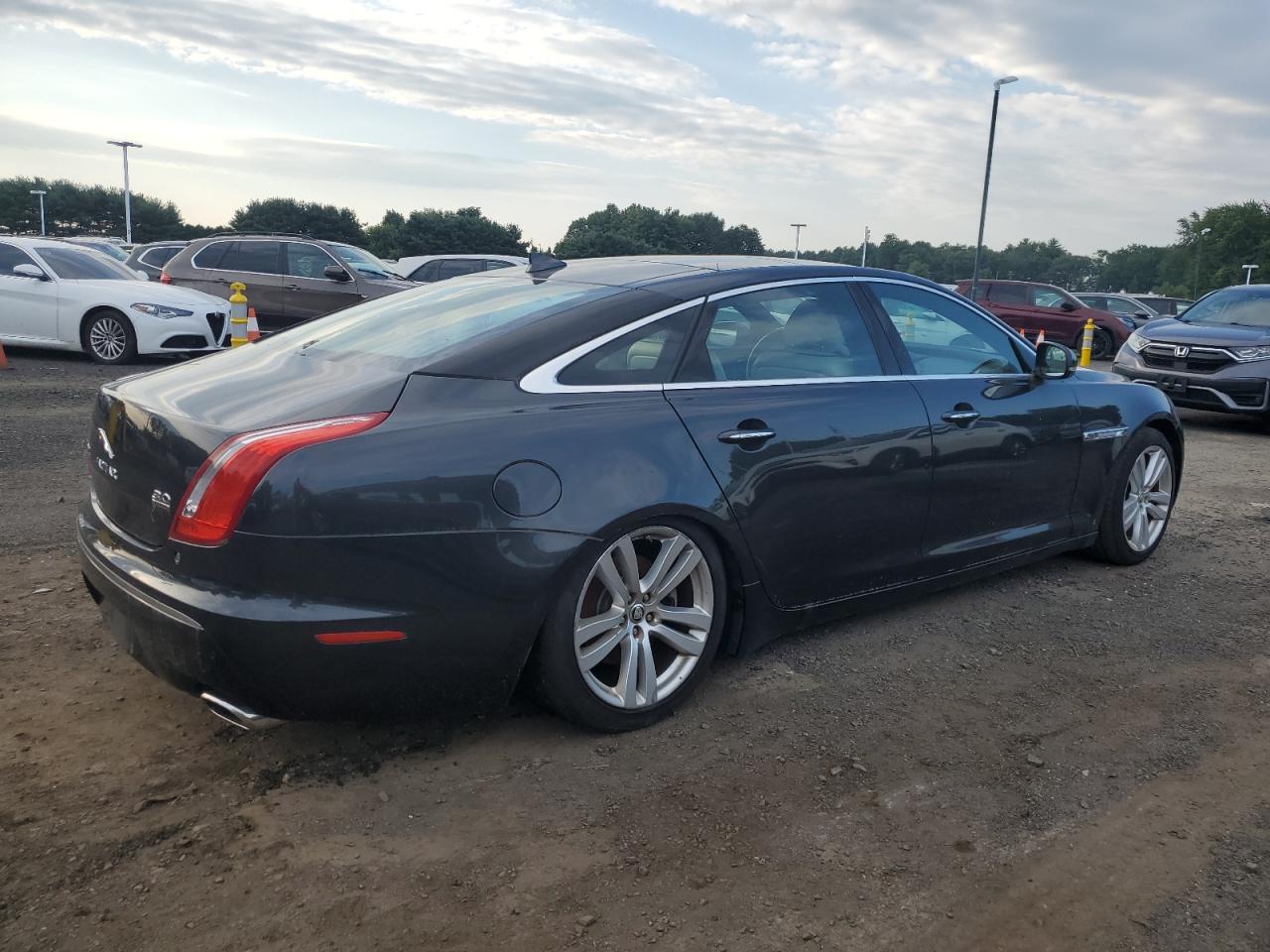 sajwj2gdxd8v45806 SAJWJ2GDXD8V45806 2013 Jaguar Xjl Portfolio