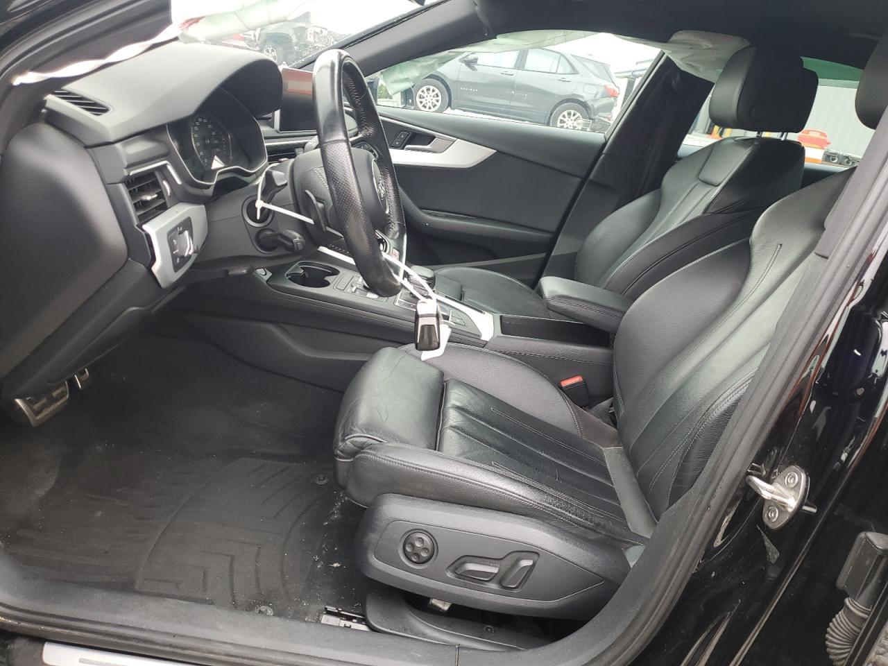 2017 Audi A4 Premium Plus VIN: WAUENAF49HN022467 Lot: 65347615