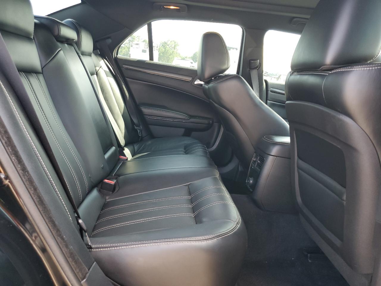 2014 Chrysler 300 S VIN: 2C3CCABG3EH160076 Lot: 64467875