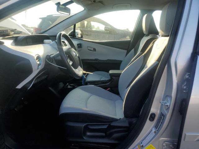  TOYOTA PRIUS 2016 Серебристый