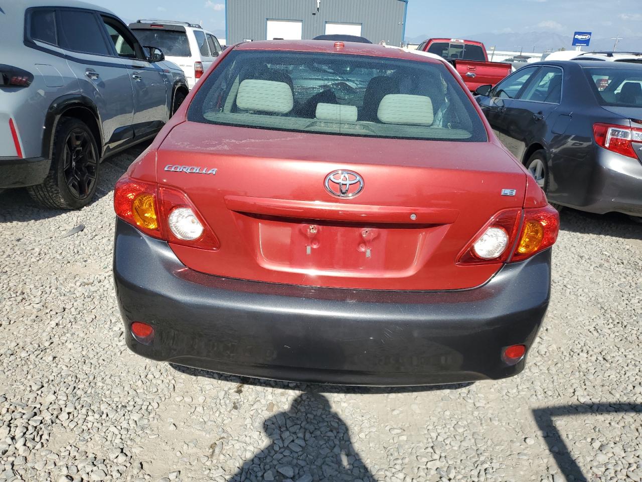 2010 Toyota Corolla Base VIN: 1NXBU4EE0AZ172513 Lot: 65243875