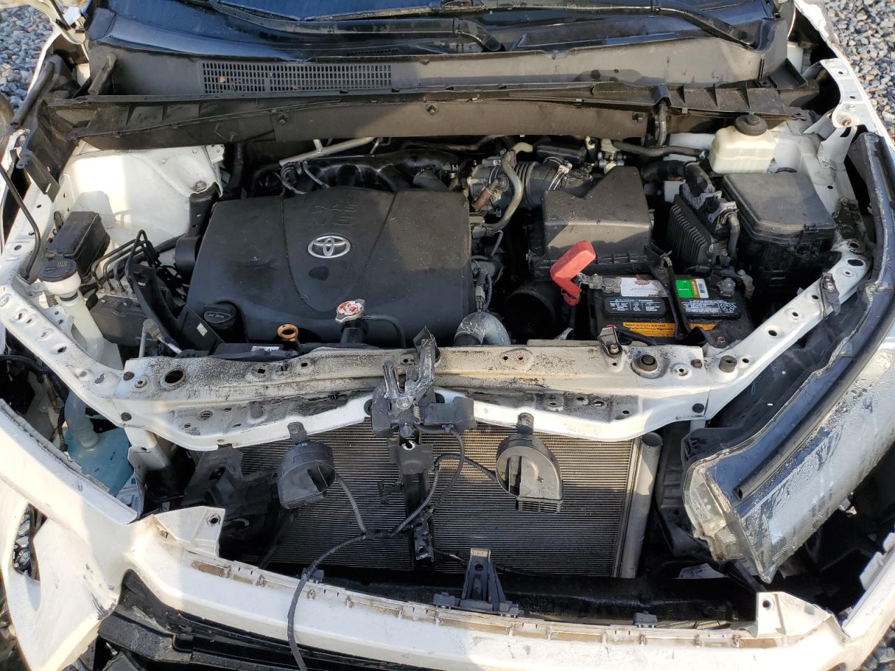2018 Toyota Highlander Se VIN: 5TDJZRFH9JS823259 Lot: 64882735