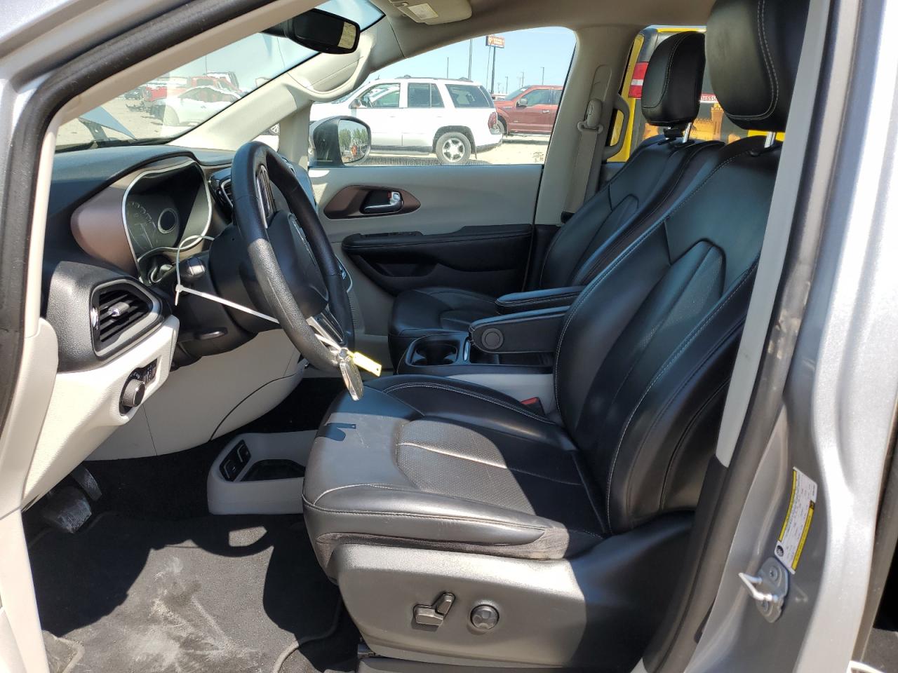 2021 Chrysler Voyager Lxi VIN: 2C4RC1DG8MR542857 Lot: 64471735