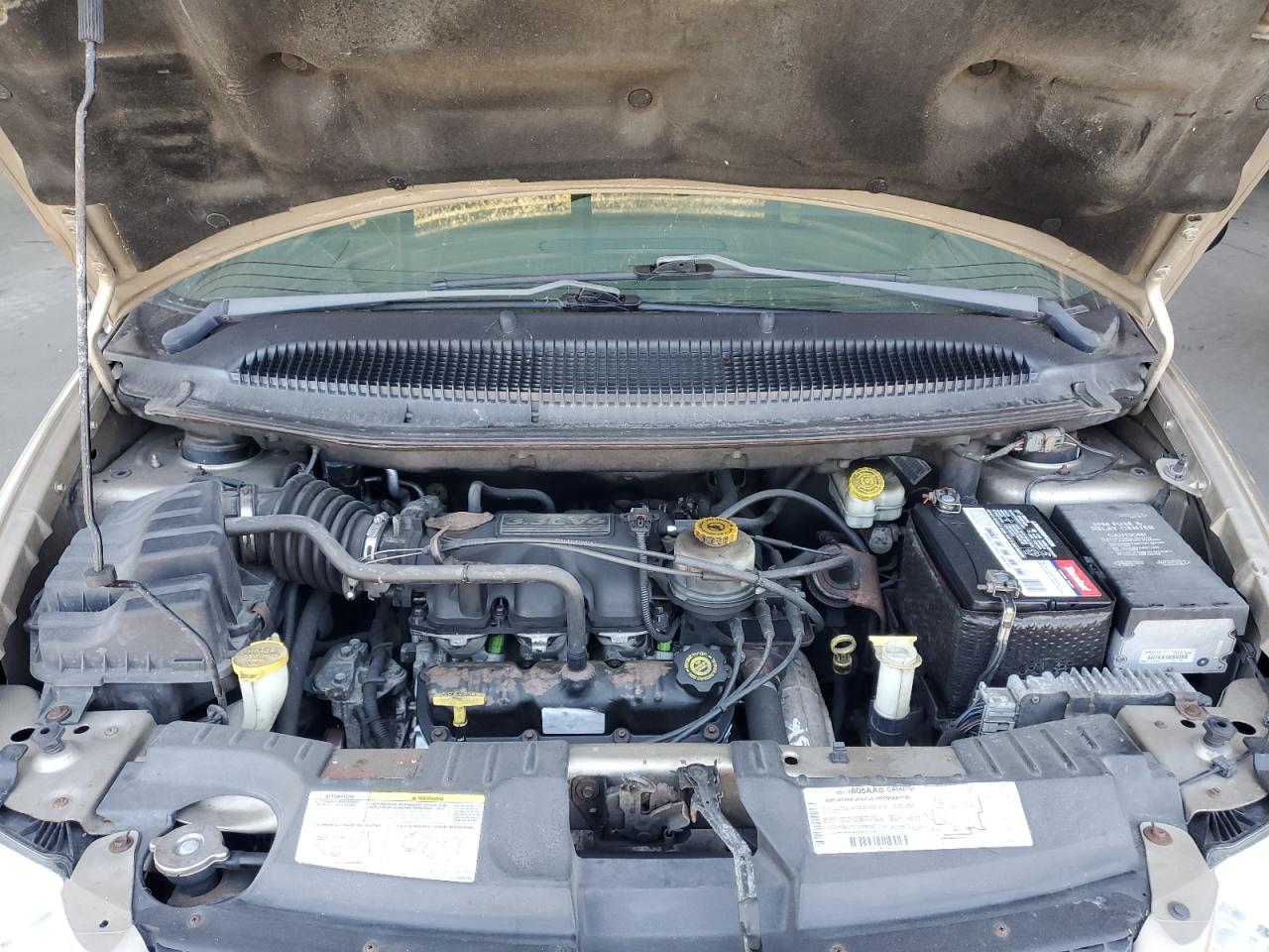2002 Dodge Grand Caravan Sport VIN: 2B4GP44372R739846 Lot: 64702965