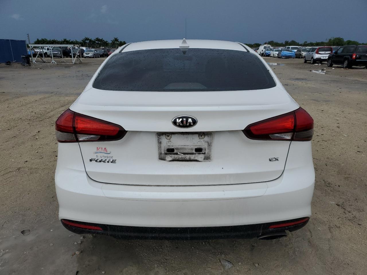 2017 Kia Forte Ex VIN: 3KPFL4A88HE093012 Lot: 64021595