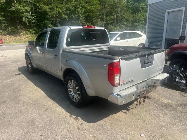 Pickups NISSAN FRONTIER 2013 Szary