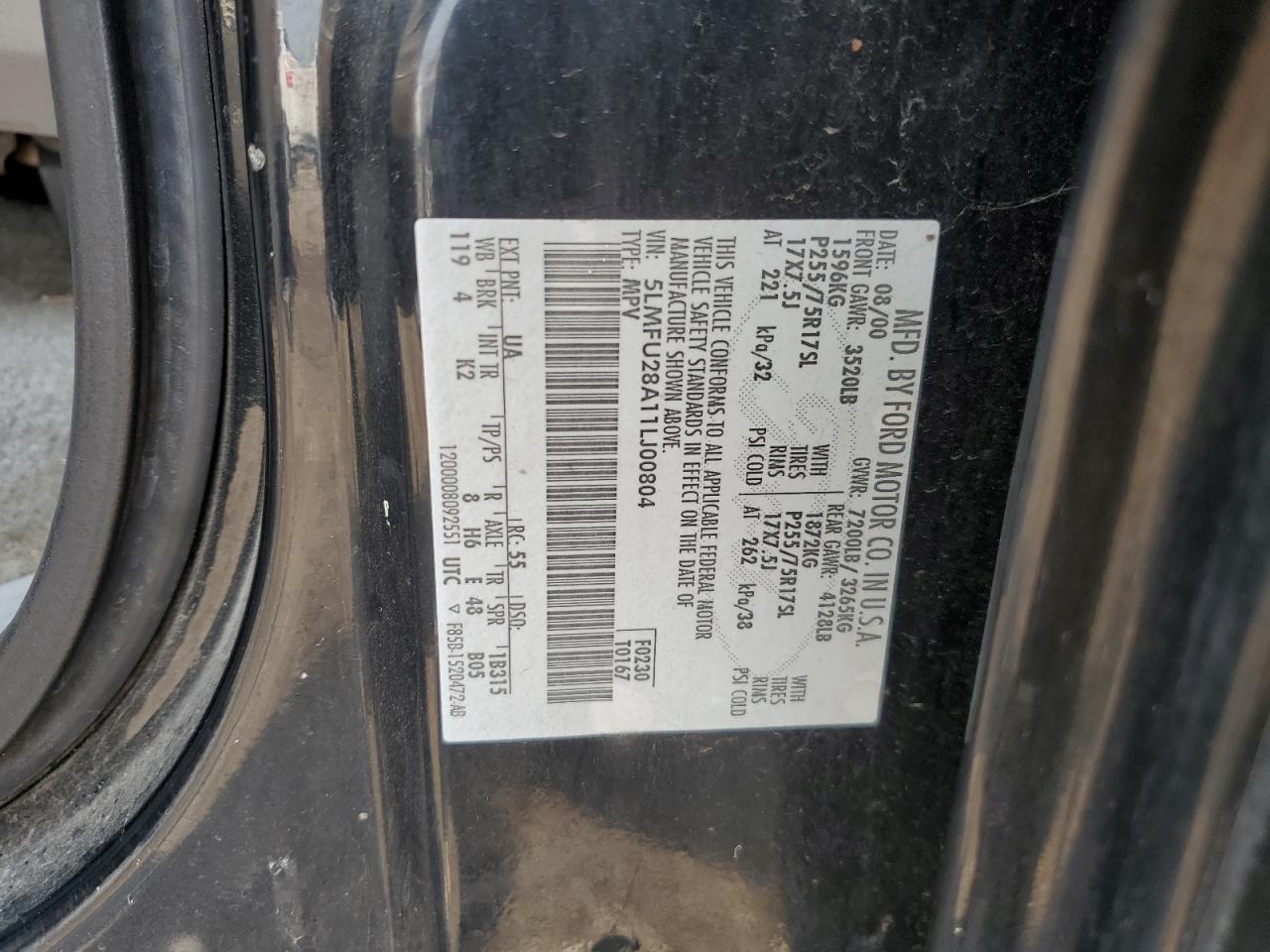 2001 Lincoln Navigator VIN: 5LMFU28A11LJ00804 Lot: 66778095